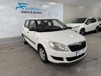 Usata Skoda Fabia 70 CV (51 kW) 2011 Bianco Berlina