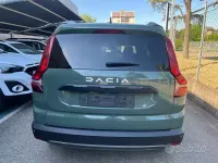 Usata Dacia Jogger Extreme 101 CV (74 kW) 2023 Verde Monovolume