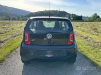 Usata VW up! 60 CV (44 kW) 2013 Blu Utilitaria