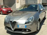 Usata Alfa Romeo Giulietta Super 120 CV (88 kW) 2016 Grigio Utilitaria