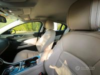 Usata Jaguar XE R-Sport 180 CV (132 kW) 2015 Blu/azzurro Berlina