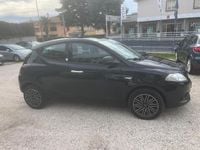 Usata Lancia Ypsilon Gold 69 CV (50 kW) 2019 Nero Utilitaria