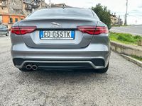 Usata Jaguar XE R-Dynamic 250 CV (183 kW) 2020 Grigio Berlina
