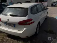 Usata Peugeot 308 Business-Line 131 CV (96 kW) 2021 Bianco Station wagon