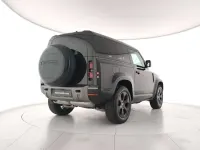 Usata Land Rover Defender SE Dynamic 200 CV (147 kW) 2024 Nero SUV