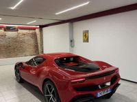Usata Ferrari 296 663 CV (487 kW) 2024 Rosso Coupé