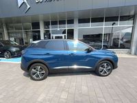 Usata Peugeot 3008 Allure 136 CV (100 kW) 2024 Blu celebs SUV