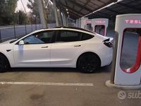 Usata Tesla Model 3 RWD 235 kW (320 CV) 2025 Bianco Berlina