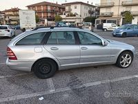 Usata Mercedes C320 218 CV (160 kW) 2001 Grigio Station wagon