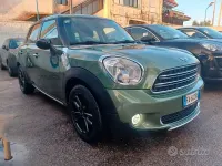 Usata Mini Countryman Business 90 CV (66 kW) 2015 Verde SUV