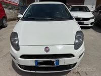 Usata Fiat Punto Lounge 85 CV (62 kW) 2013 Bianco Utilitaria