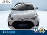 Usata Toyota Yaris Trend 72 CV (52 kW) 2021 Bianco pastello Utilitaria