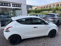 Usata Lancia Ypsilon Gold 69 CV (50 kW) 2021 Bianco Utilitaria