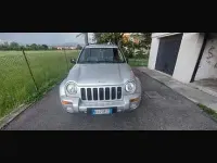Usata Jeep Cherokee 150 CV (110 kW) 2003 Grigio SUV