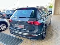 Usata VW Tiguan Life 150 CV (110 kW) 2021 Grigio scuro SUV