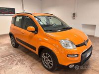 Usata Fiat Panda Trekking 84 CV (61 kW) 2014 Arancione Utilitaria