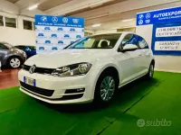 Usado VW Golf VII Sound 105 CV (77 kW) 2013 Blanco Berlina