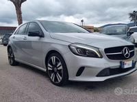 Usata Mercedes A180 Premium 108 CV (79 kW) 2017 Grigio Berlina