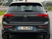 Usata VW Golf VIII Life 116 CV (85 kW) 2022 Grigio Berlina