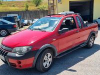 Usata Fiat Strada 84 CV (61 kW) 2006 Rosso Pick-up