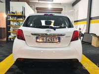 Usata Toyota Yaris Lounge 69 CV (50 kW) 2017 Bianco Berlina
