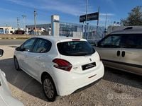 Usata Peugeot 208 Allure 101 CV (74 kW) 2020 Bianco Utilitaria