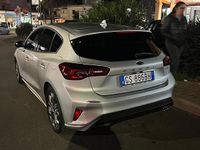 Begagnad Ford Focus ST-Line 125 HK (91 kW) 2023 Grå Sedan