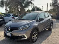Usata Renault Captur 90 CV (66 kW) 2018 Grigio SUV