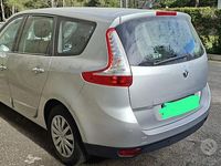 Usata Renault Grand Scénic III 110 CV (80 kW) 2014 Grigio Monovolume