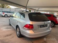 Usata VW Golf VI Sportline 105 CV (77 kW) 2008 Argento Utilitaria