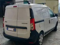 Usata Dacia Dokker Lauréate 83 CV (61 kW) 2016 Bianco Monovolume