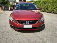 Usata Volvo V60 R-Design 115 CV (84 kW) 2015 Rosso Station wagon