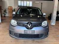Usata Renault Twingo Urban Night 65 CV (47 kW) 2023 Grigio Utilitaria
