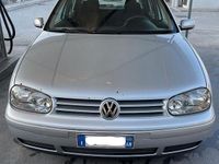 Usata VW Golf IV 101 CV (74 kW) 2003 Grigio Berlina