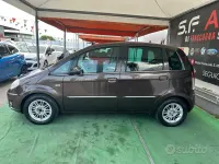 Usata Lancia Musa 95 CV (69 kW) 2010 Marrone Monovolume