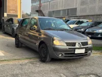 Usata Renault Clio II Authentique 58 CV (42 kW) 2004 Grigio Berlina