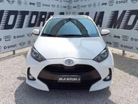 Usata Toyota Yaris Active 72 CV (52 kW) 2022 Bianco Utilitaria