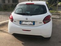 Usata Peugeot 208 2016 Bianco Utilitaria
