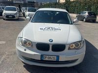 Usata BMW 118 142 CV (104 kW) 2008 Bianco Utilitaria
