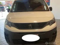 Käytetty Peugeot Partner 102 HP (75 kW) 2020 Valkoinen Tila-auto