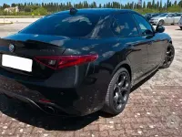 Usata Alfa Romeo Giulia Estrema 211 CV (155 kW) 2023 Nero Berlina