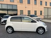 Usata VW up! Highline 75 CV (55 kW) 2016 Bianco Utilitaria