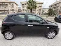 Usata Lancia Ypsilon 95 CV (69 kW) 2012 Nero Utilitaria
