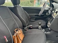Usado Opel Corsa 80 HP (58 kW) 2012 Cinzento Citadino