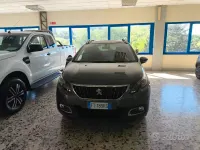 Używany Peugeot 2008 Allure 99 KM (72 kW) 2018 Szary SUV