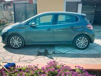 Usata Peugeot 208 92 CV (67 kW) 2013 Grigio Utilitaria