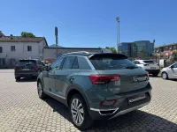 Usata VW T-Roc Style 150 CV (110 kW) 2023 Verde SUV
