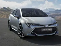 Nuova Toyota Corolla Active 140 CV (102 kW) 2025 Argento Station wagon