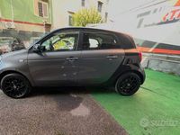 Begagnad Smart ForFour Superpassion 71 HK (52 kW) 2019 Grå Halvkombi