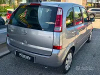 Usata Opel Meriva Cosmo 101 CV (74 kW) 2004 Blu Monovolume